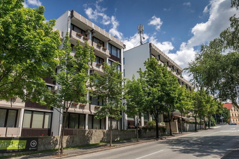 Hotel Krim Блед Экстерьер фото