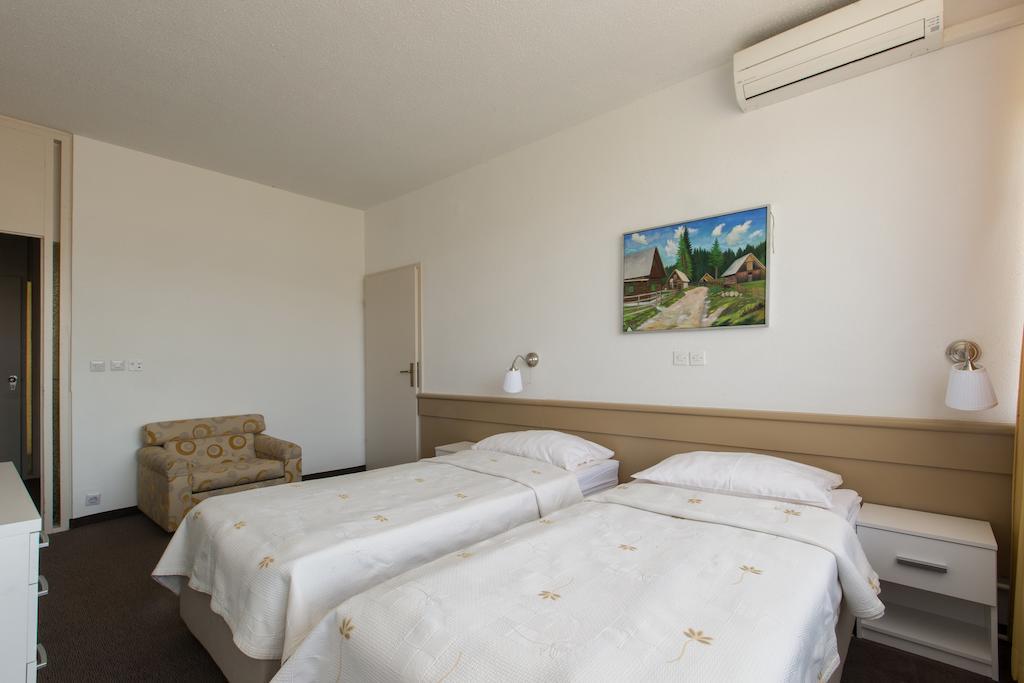 Hotel Krim Блед Экстерьер фото